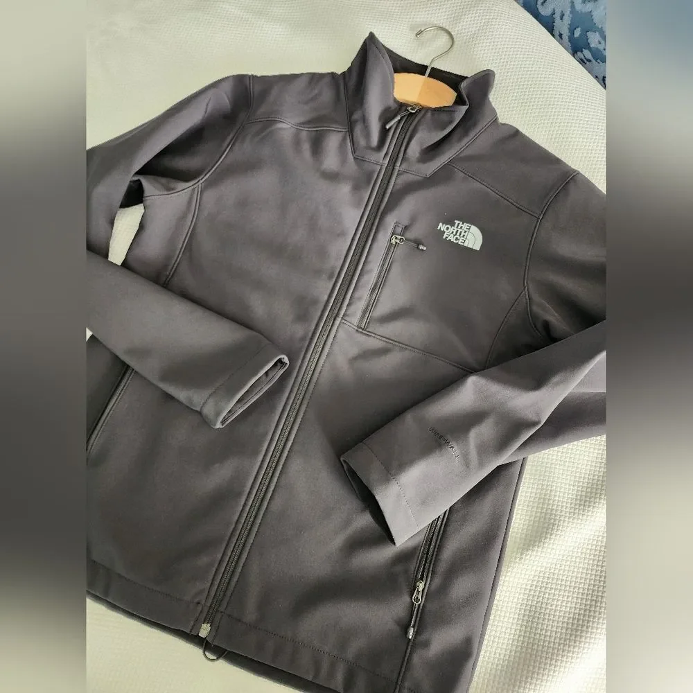 The North Face Men's Dark Black Performance Jacket